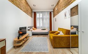 Downtown Apartment 2 Minutes From Opera House