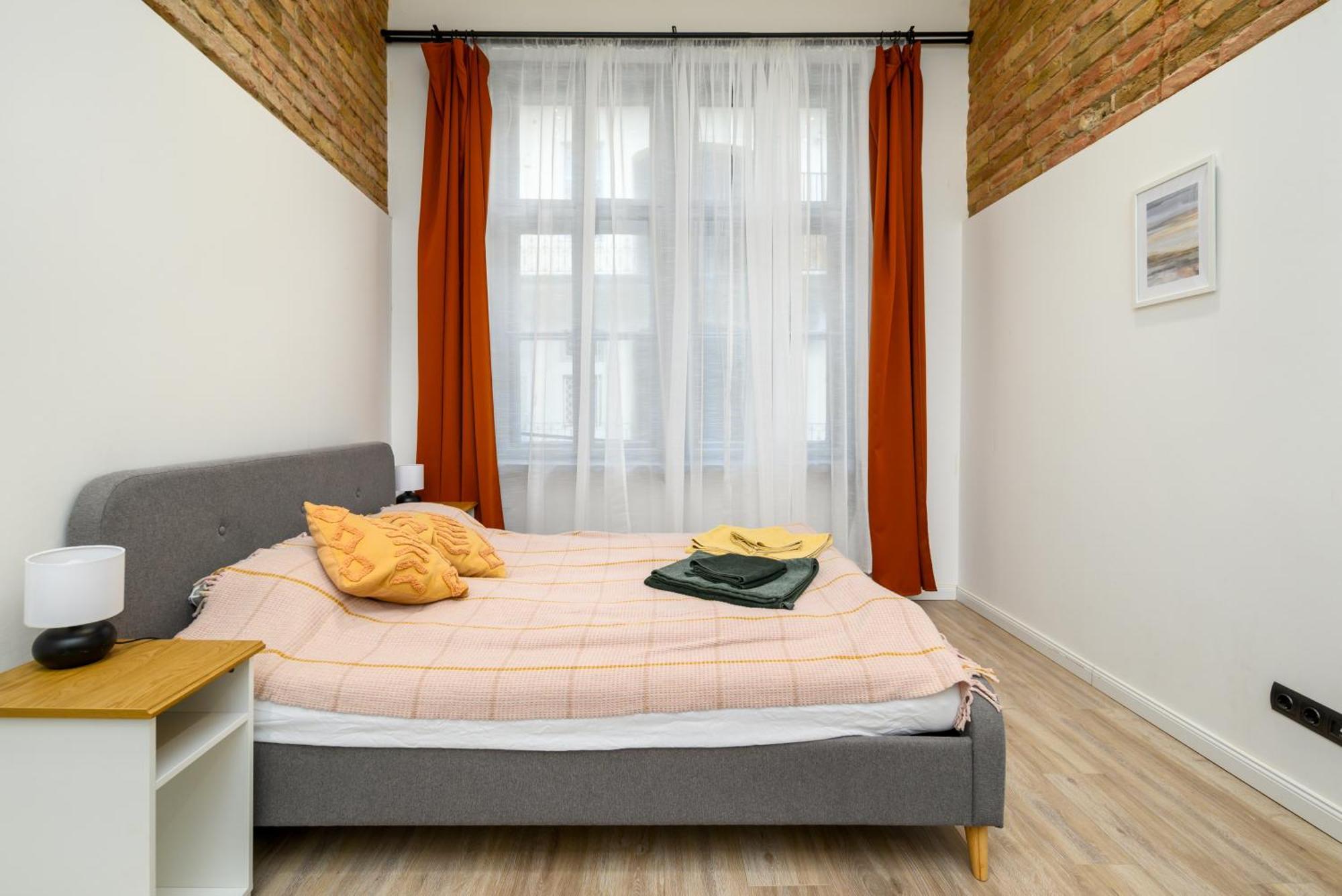 Downtown Apartment 2 Minutes From Opera House Budapest Exterior foto