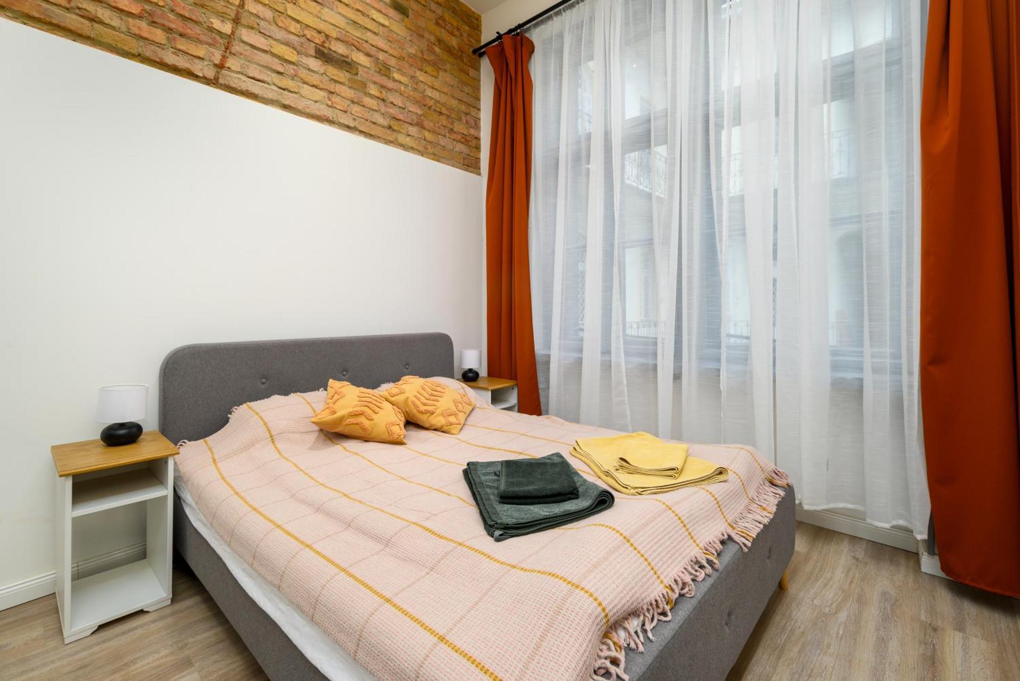 Downtown Apartment 2 Minutes From Opera House Budapest Exterior foto